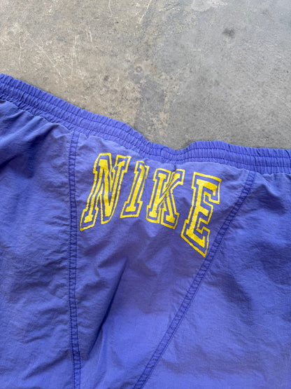 (M) 90s Nike Purple Spellout Shorts