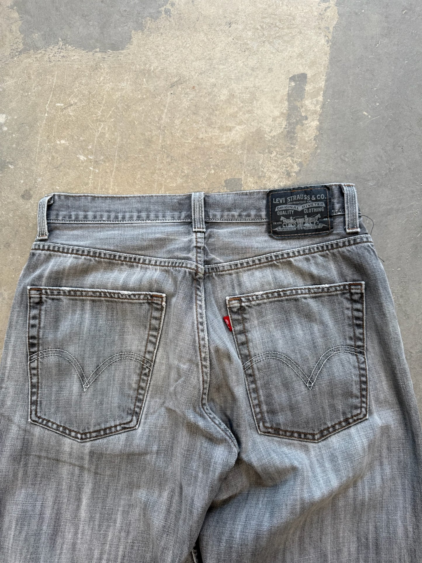 (32 Waist) Vtg Levis 569 Black Washed Jeans