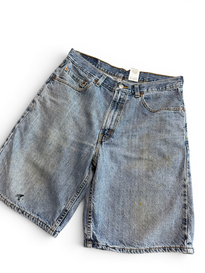 (33W) Vintage Levi's 550 Jorts