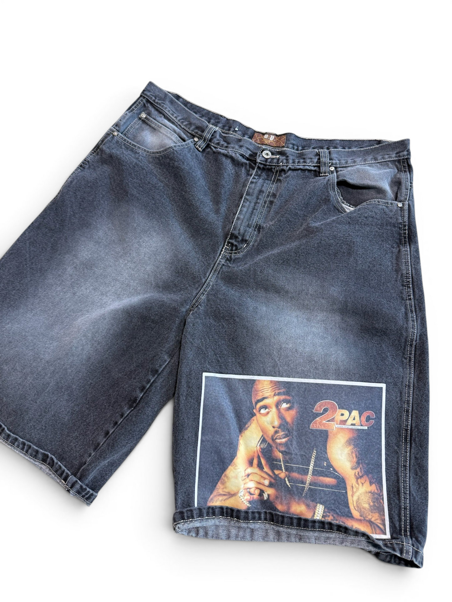 (42W) Y2K Members Only 2Pac Denim Shorts