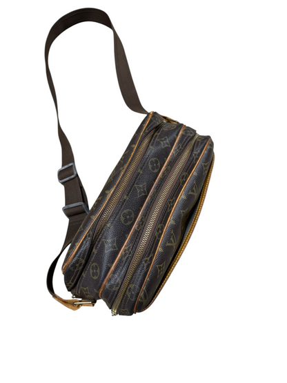 (OS) LV Monogram Reporter Shoulder Bag
