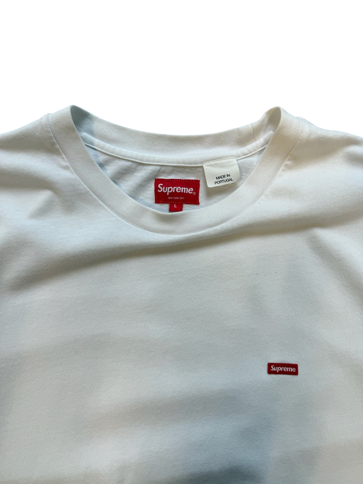 (L) Supreme Small Box Tee