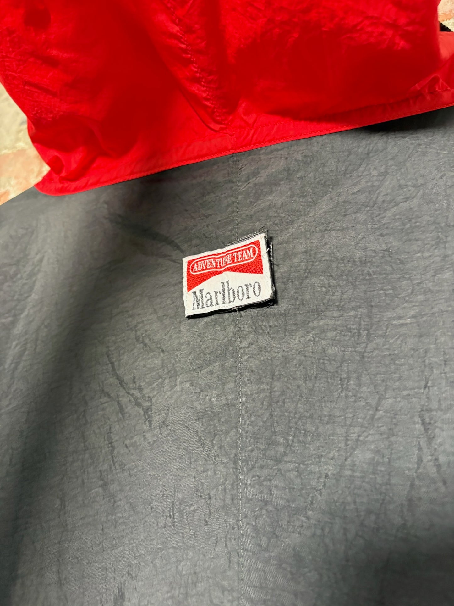 90s Marlboro Windbreaker Sz L