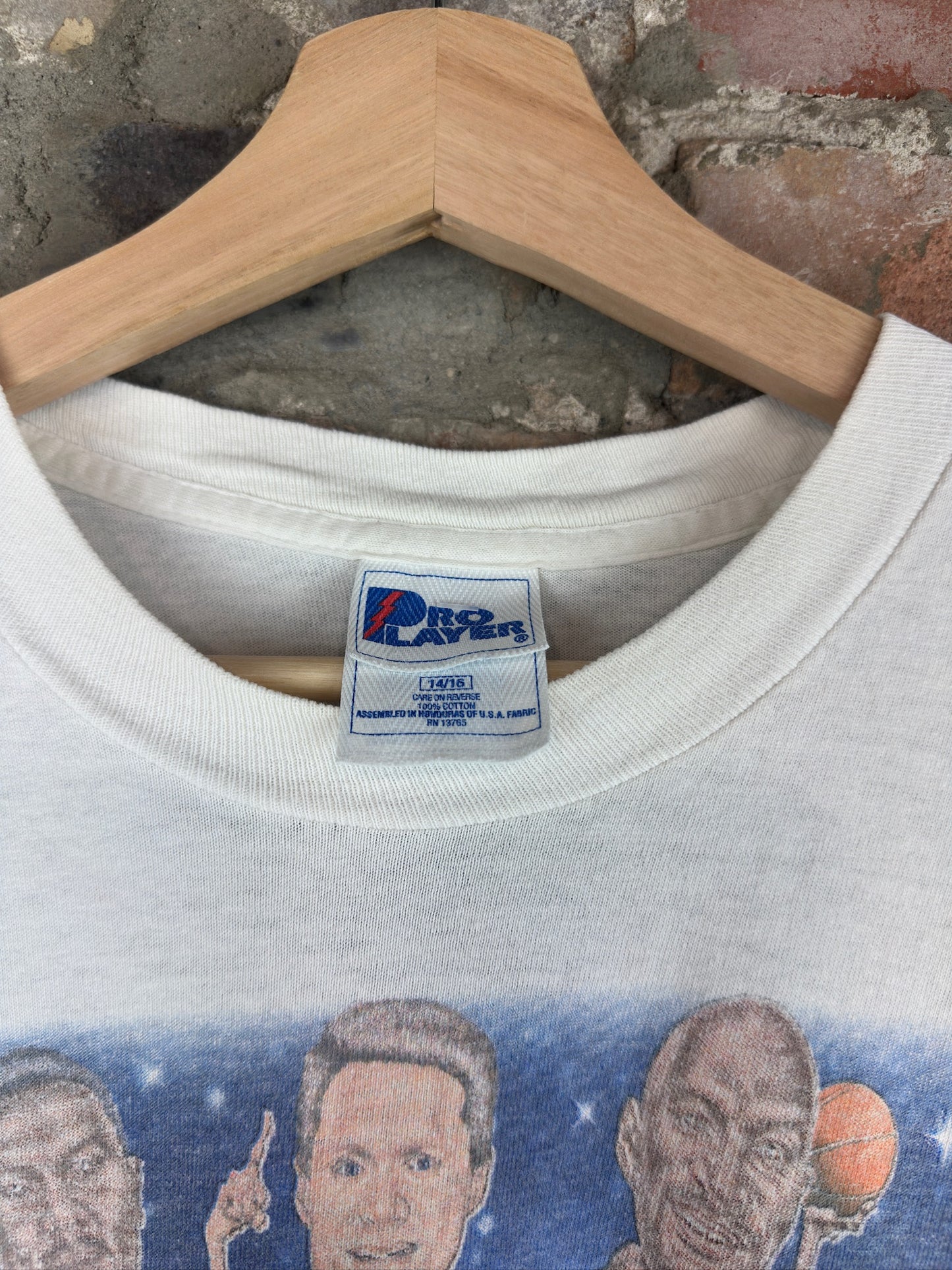 90s Chicago Bulls 6 Time Pro Player Youth Tee Sz L