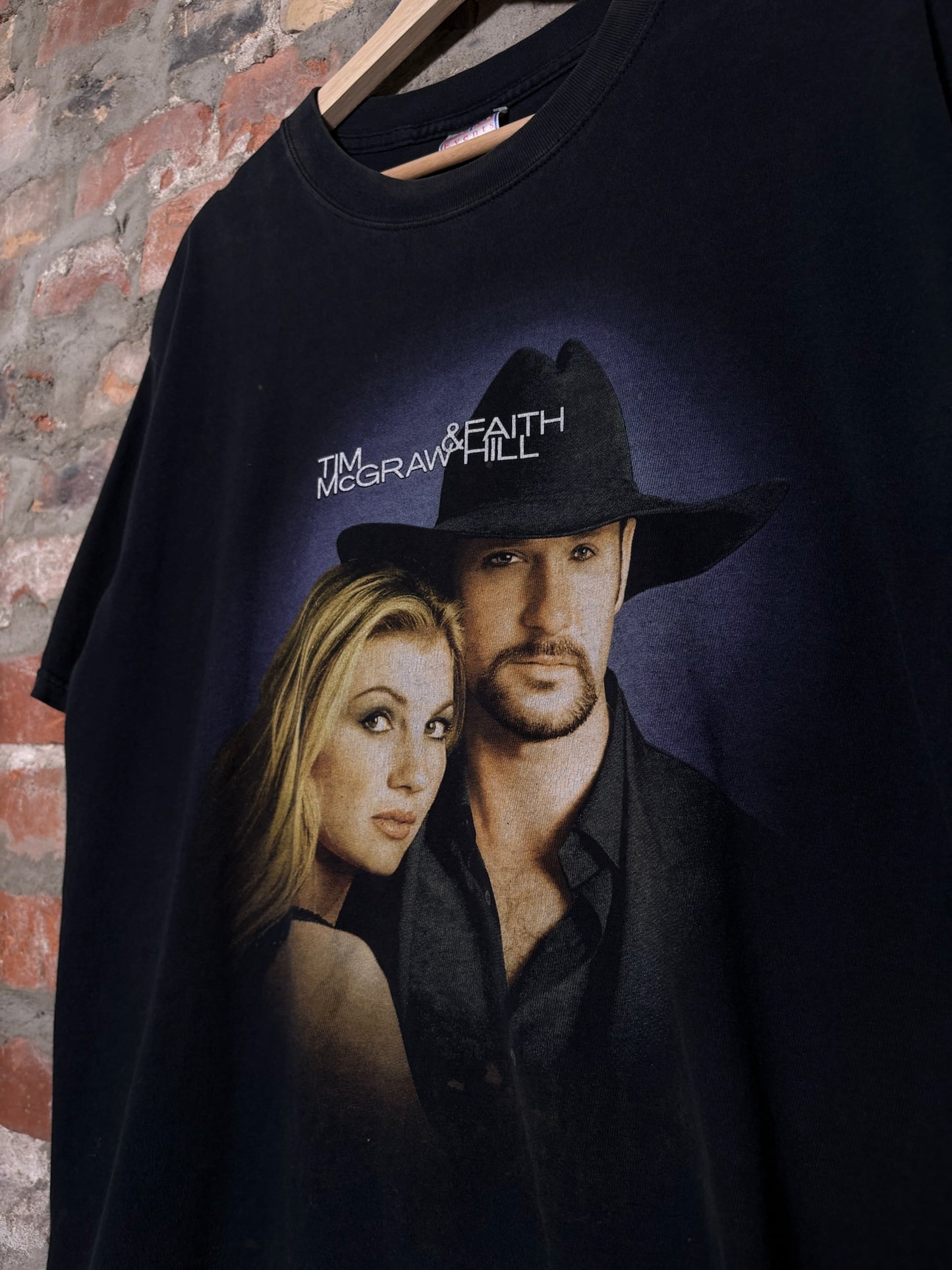 Vtg Tim & Faith McGraw Hill Tee Sz L