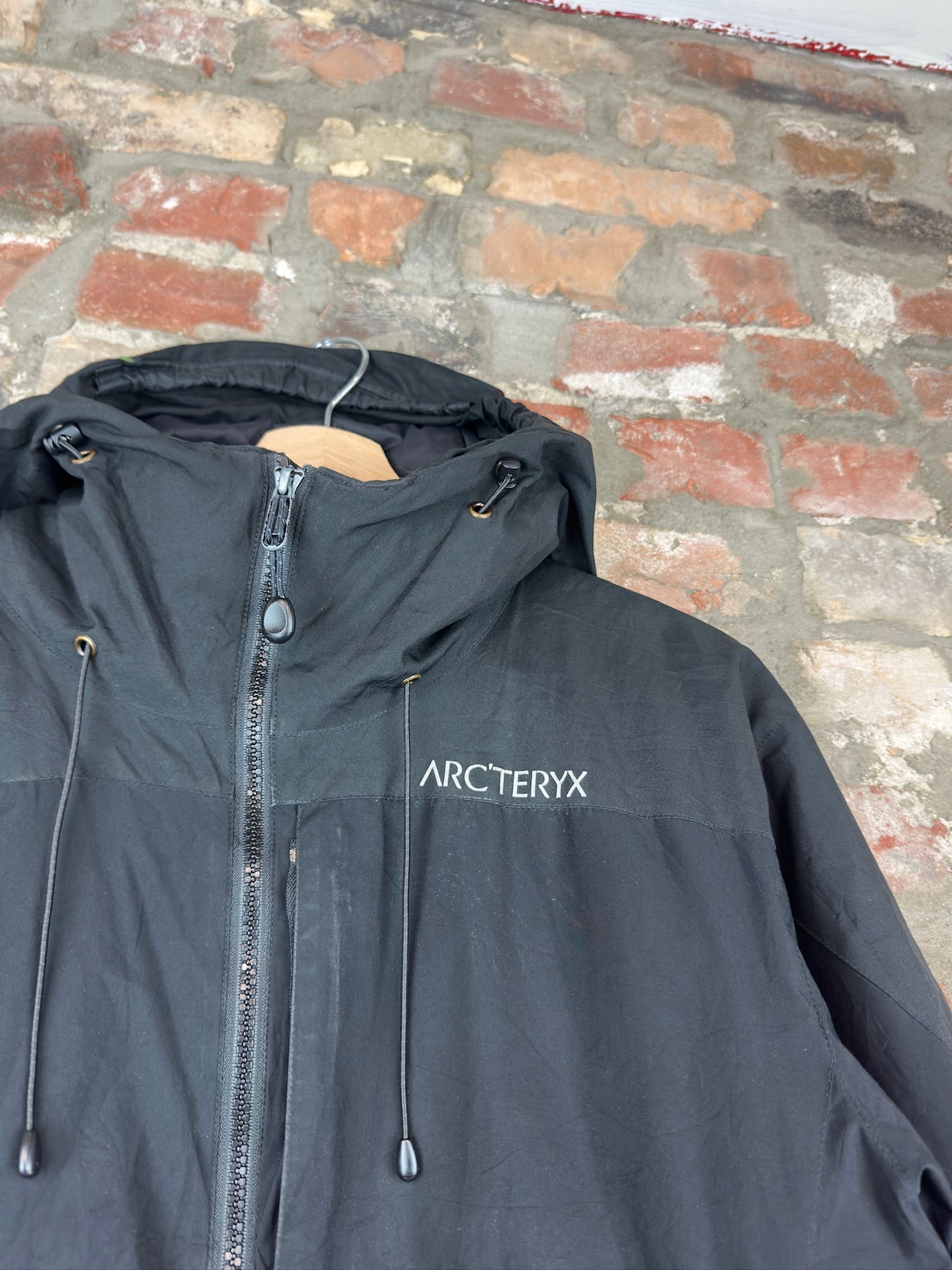 Arcteryx Black Zip Up Jacket Sz S