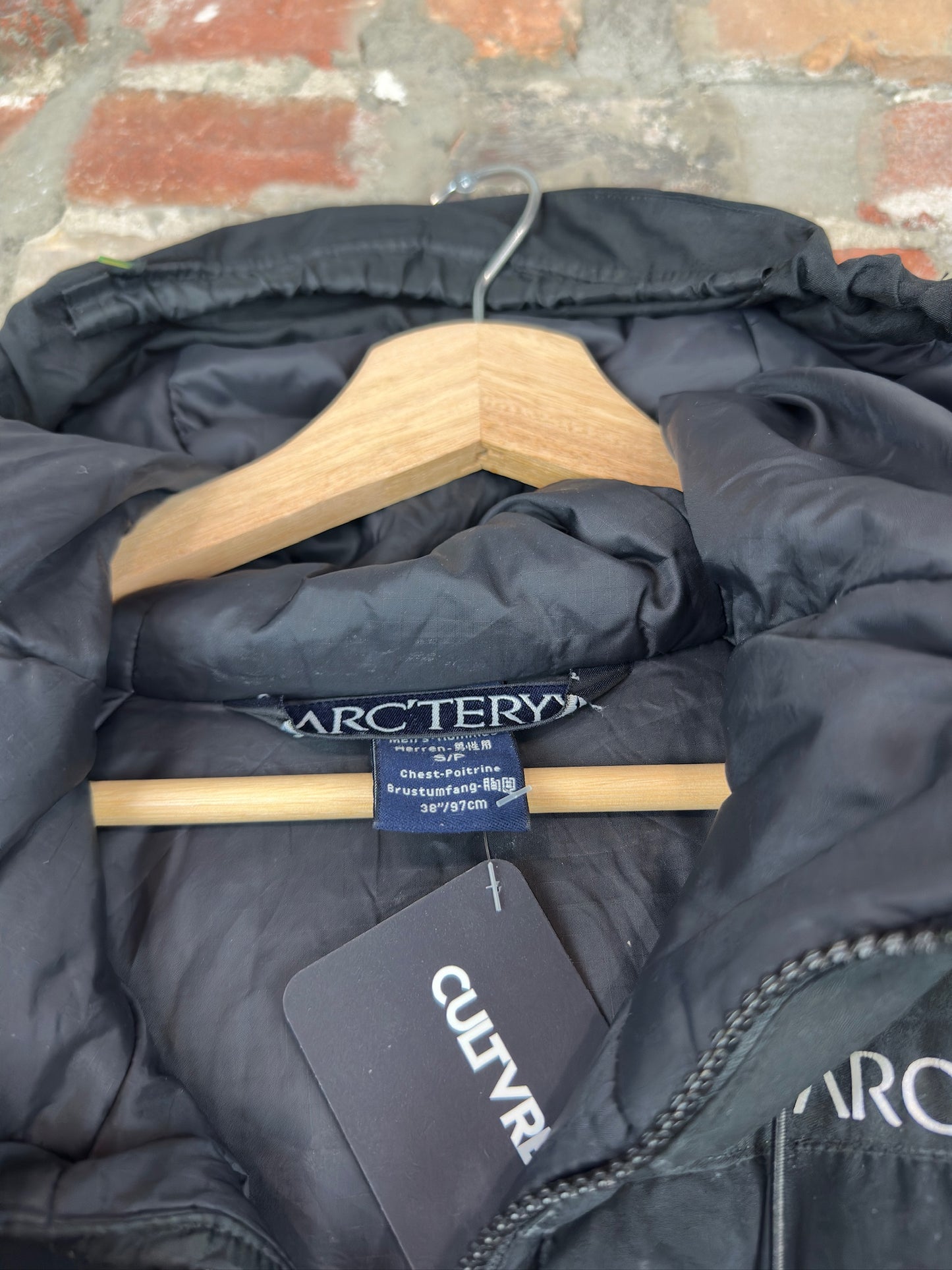 Arcteryx Black Zip Up Jacket Sz S