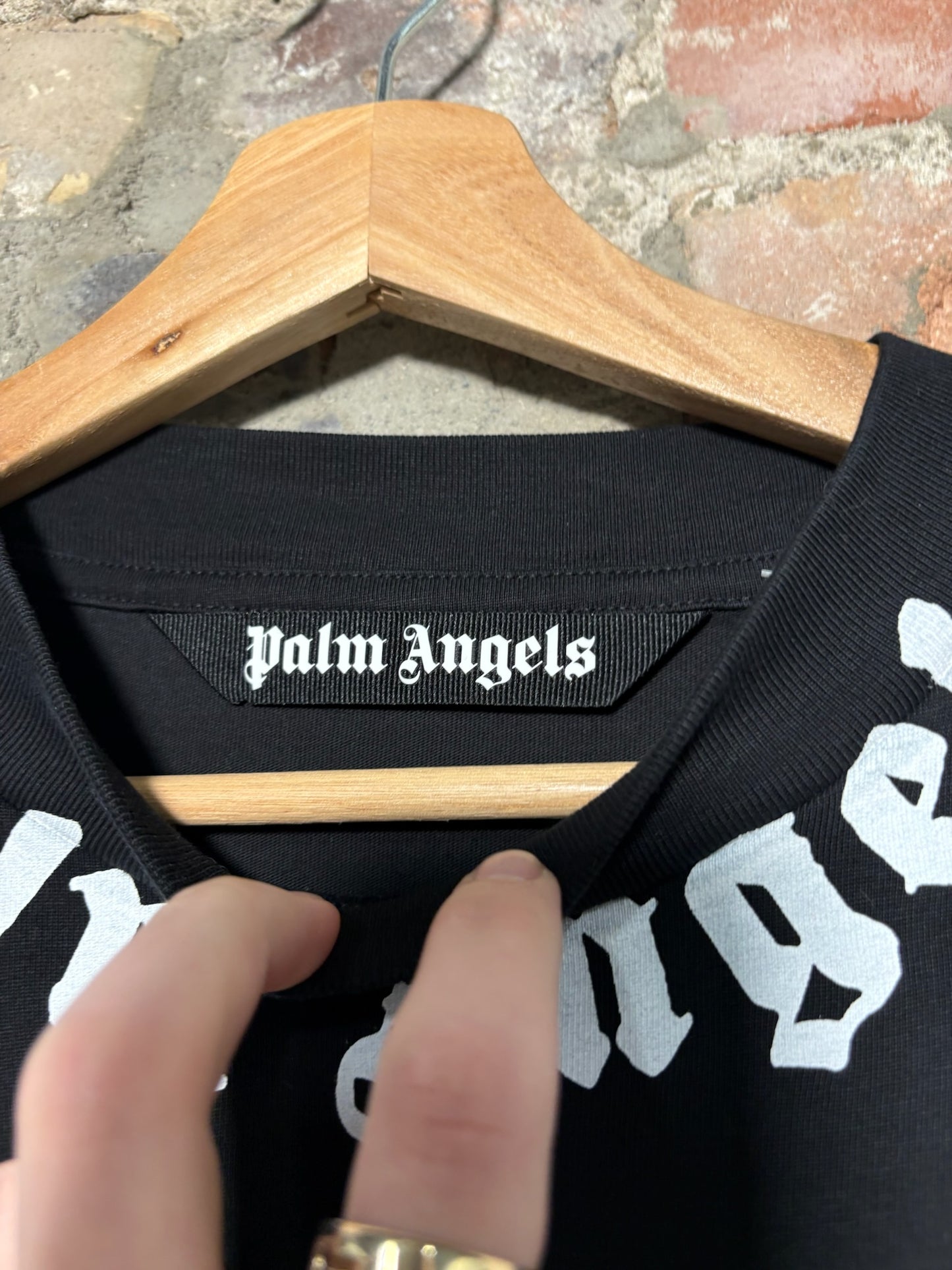 Palm Angles Script Collar Tee Sz S