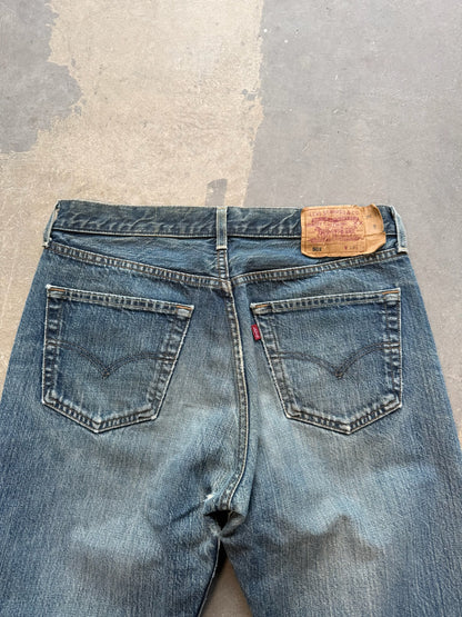 (33) Vtg Levi’s Salvaged Denim 501’s
