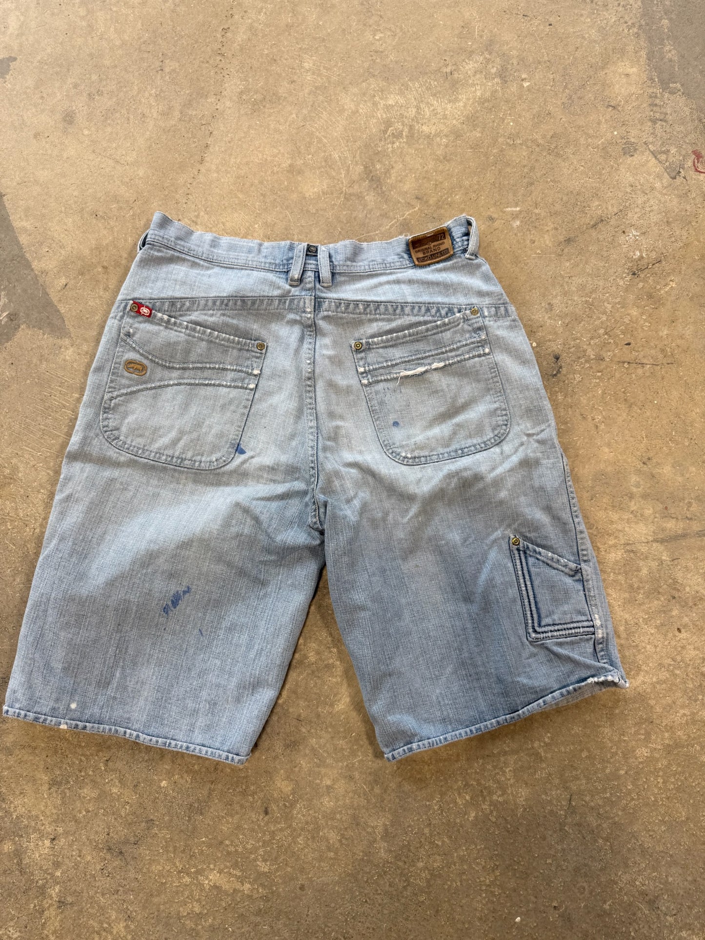 (32W) Y2K Ecko Faded Jorts