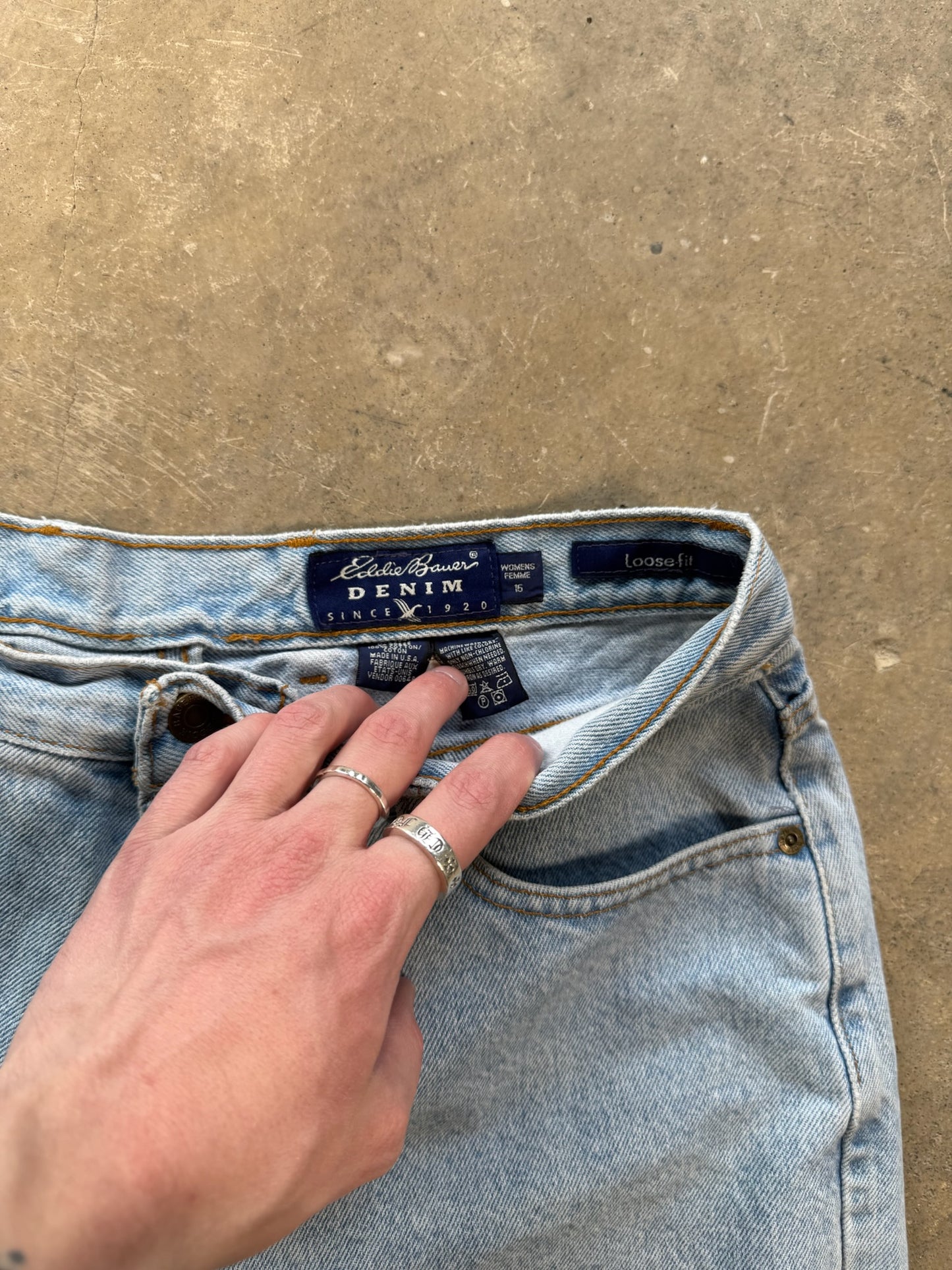 (30W) Eddie Bauer Faded Denim Jorts