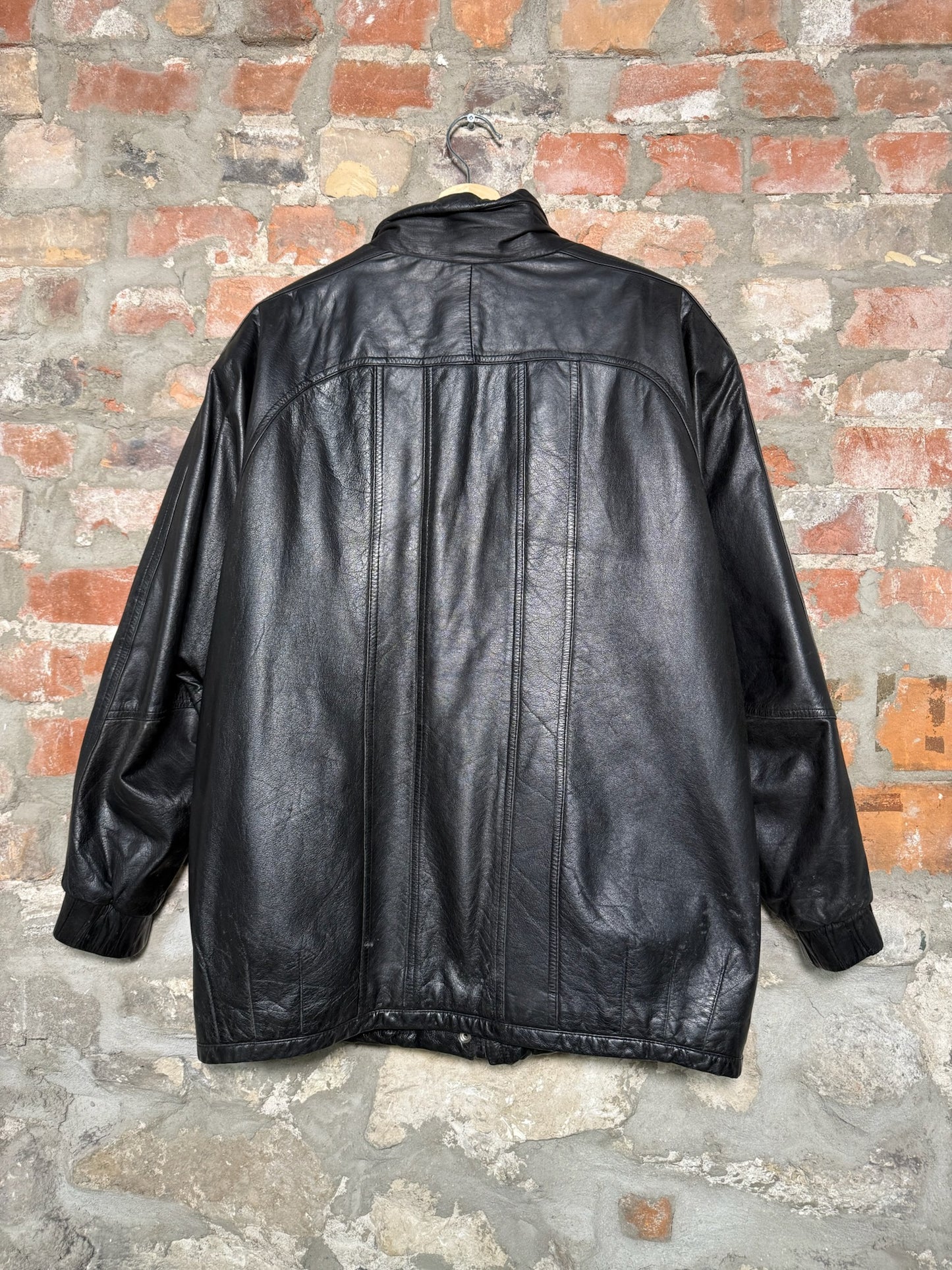(L) Vtg "Very Trendy" Leather Jacket