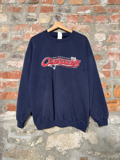 (L) 2002 New England Patriots Super Bowl Navy Crewneck