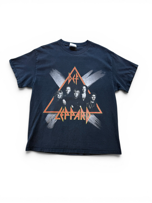 (L) Vtg 2002 Def Leppard Faded Band Tee