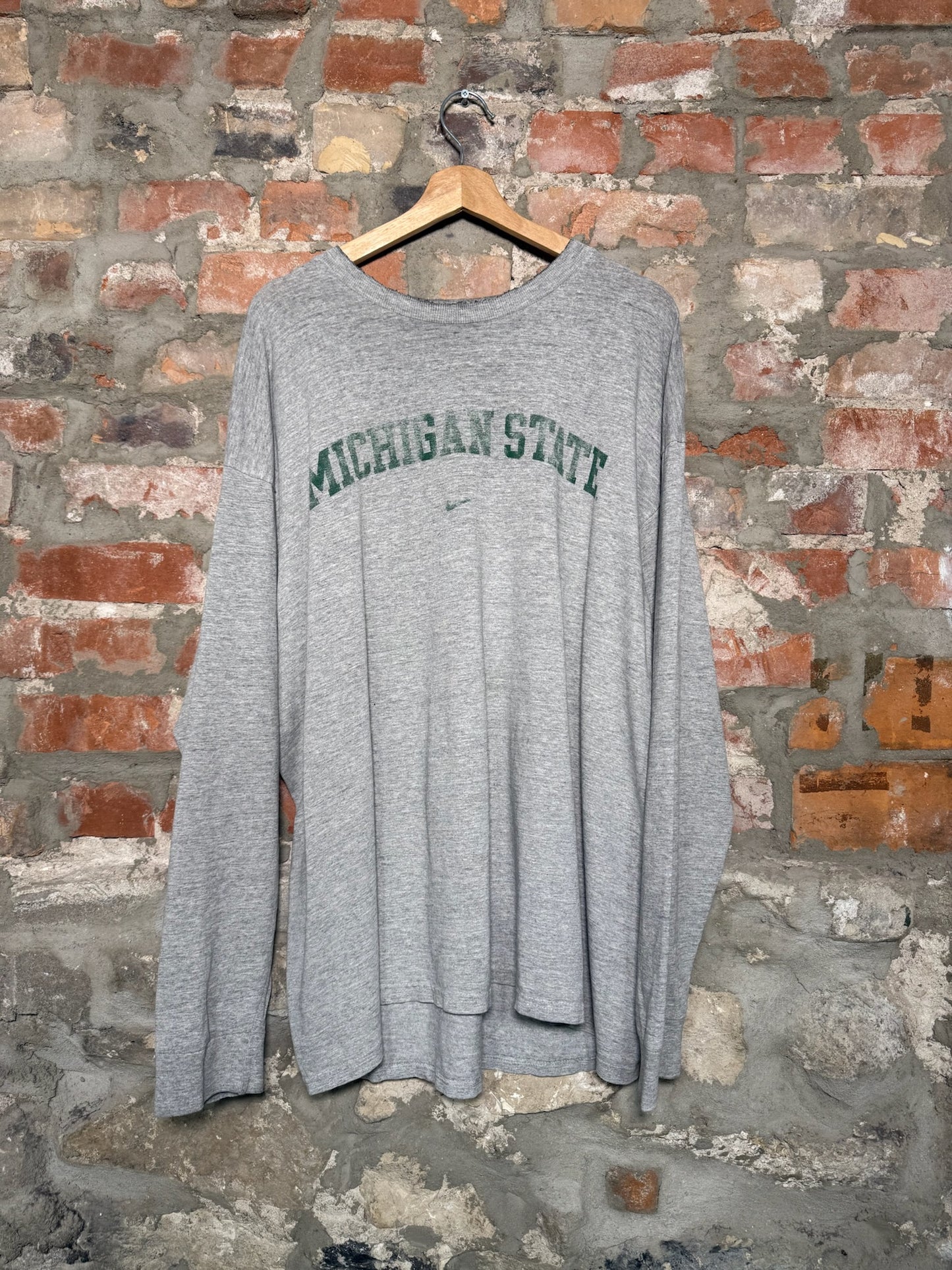 (XL) 00s Nike Michigan State Grey Long Sleeve Shirt