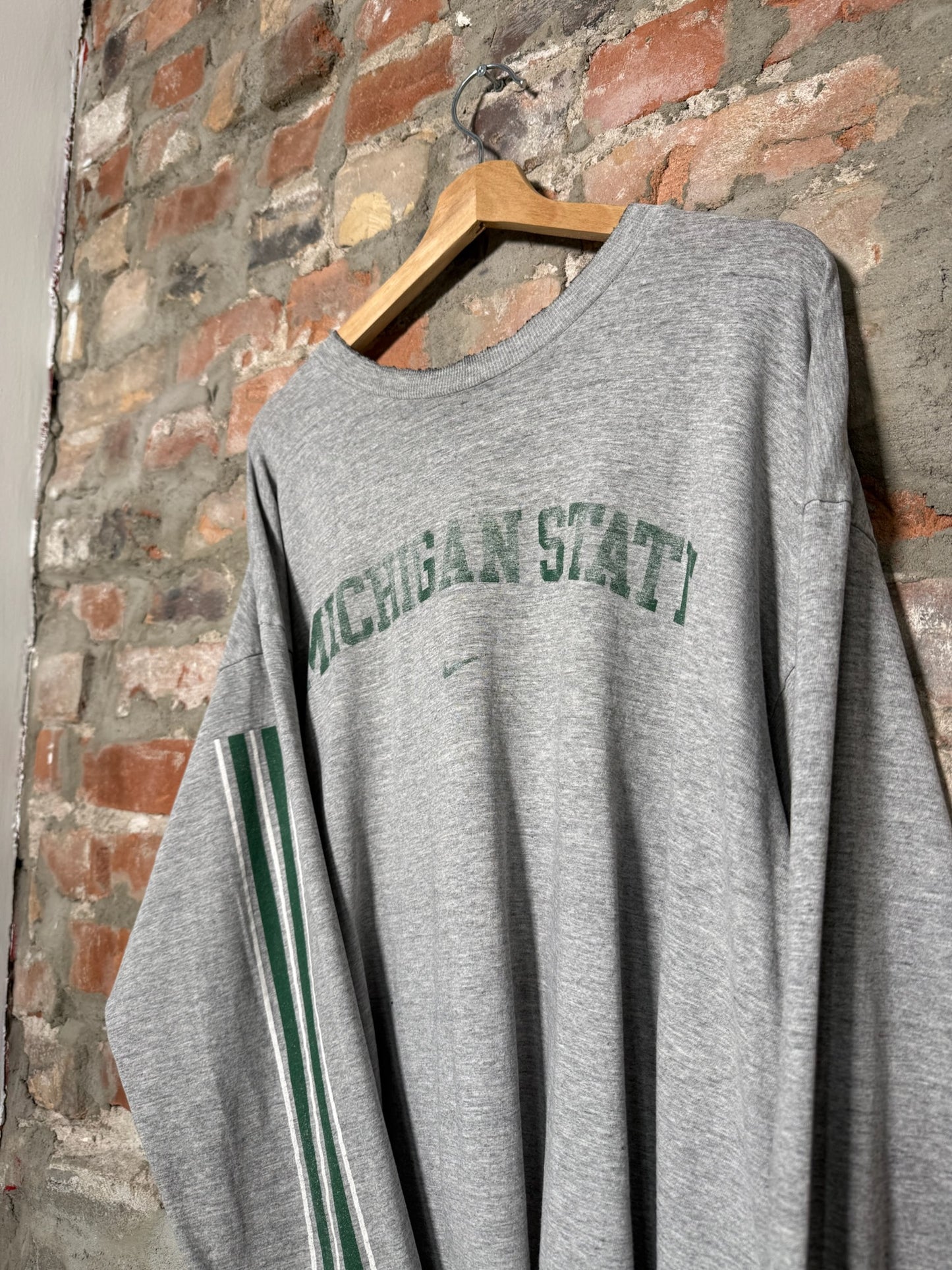 (XL) 00s Nike Michigan State Grey Long Sleeve Shirt