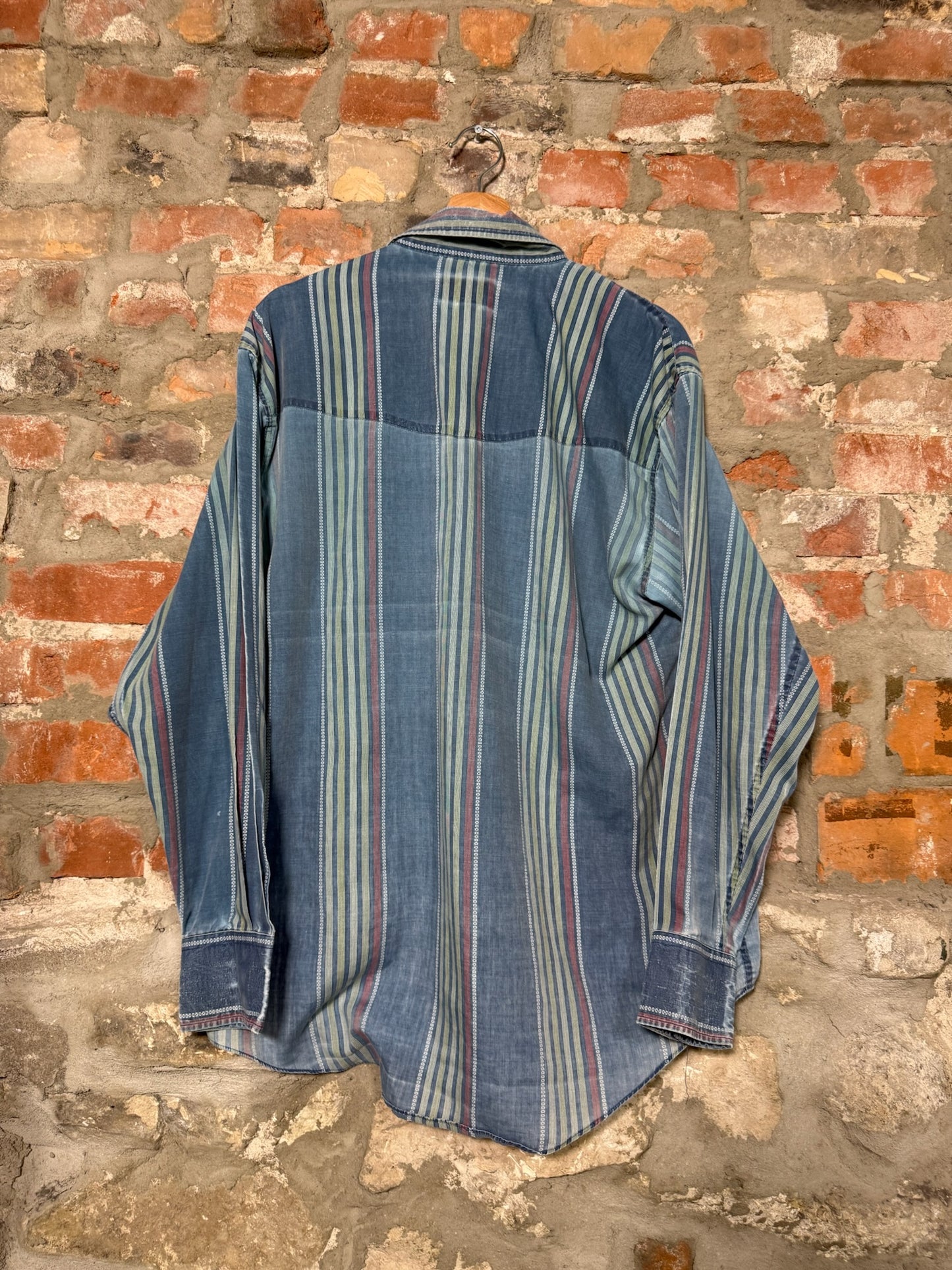 (L) 90s Western Pearl Snap Button Up Shirt