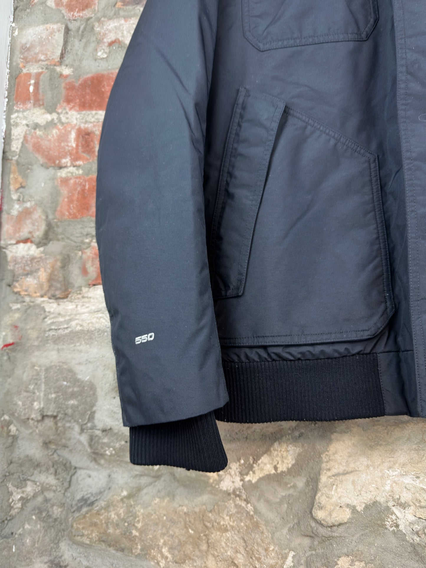 The North Face 550 Dryvent Black Jacket Sz M