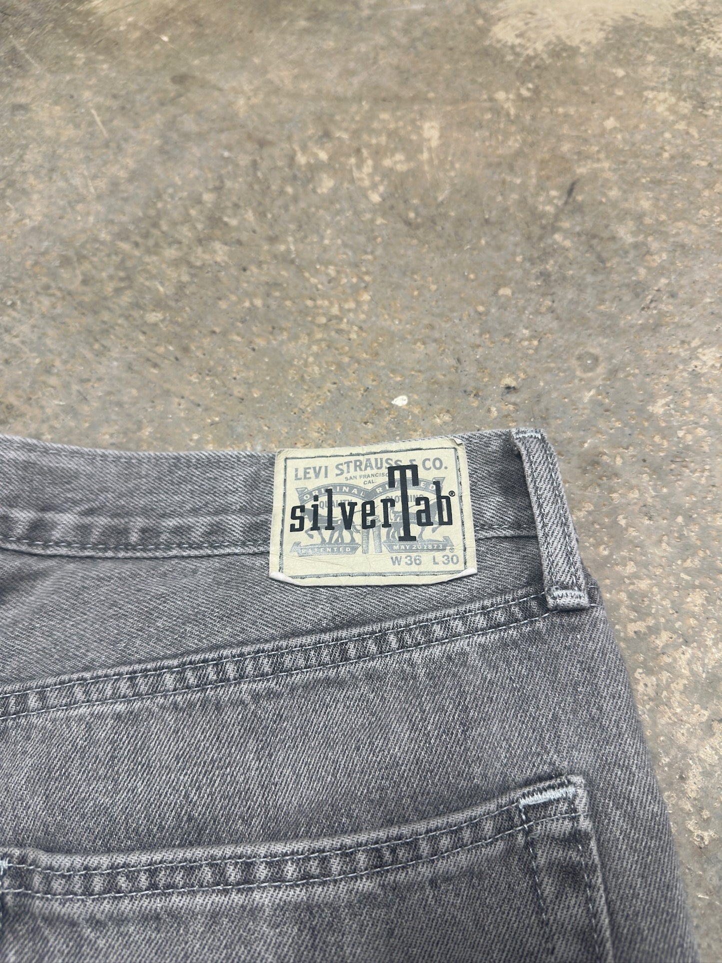 90s Levis Silvertab Grey Washed Denim Sz 36W