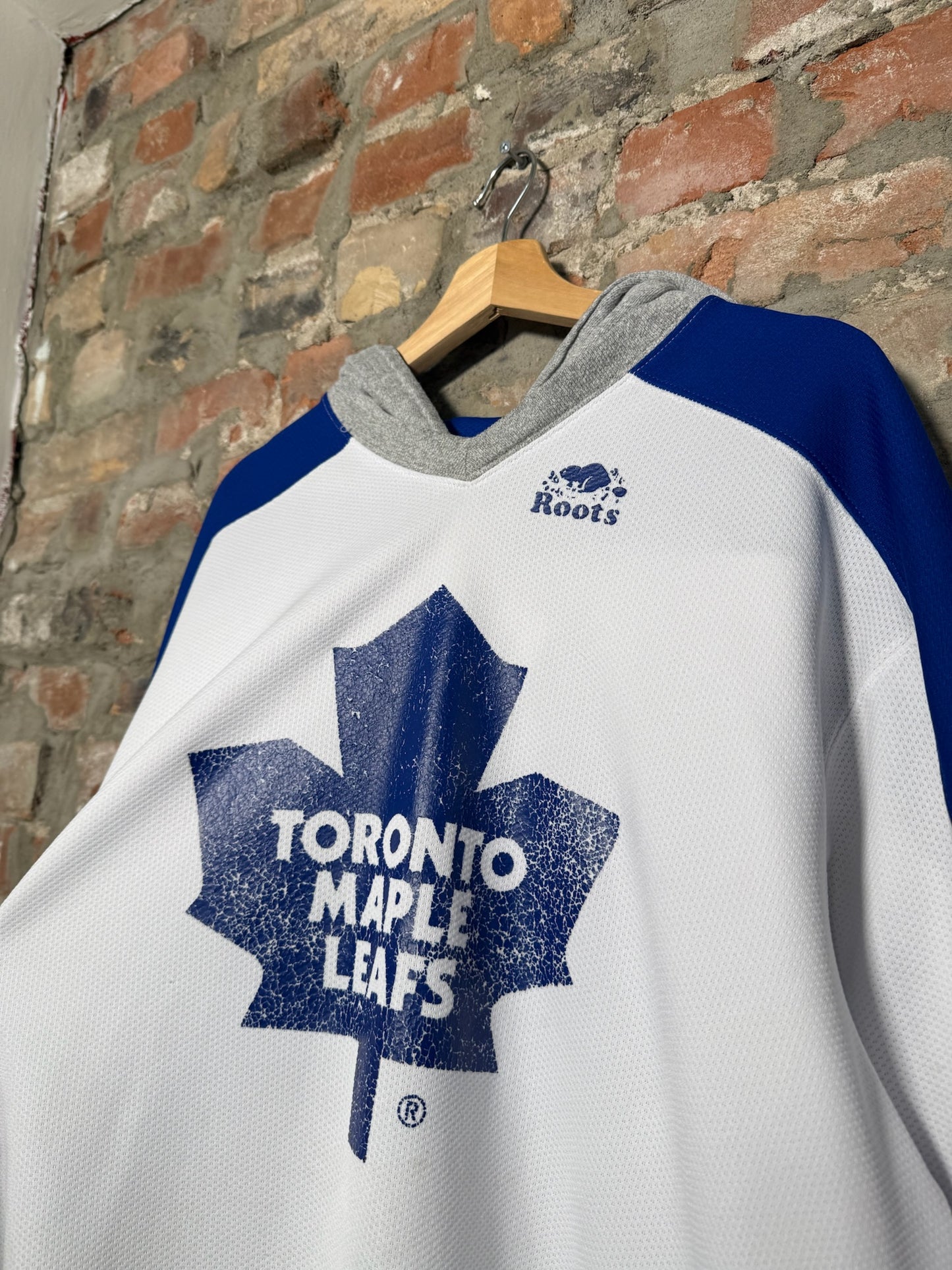(XL) VTG Maple Leafs Roots Hoodie Jersey