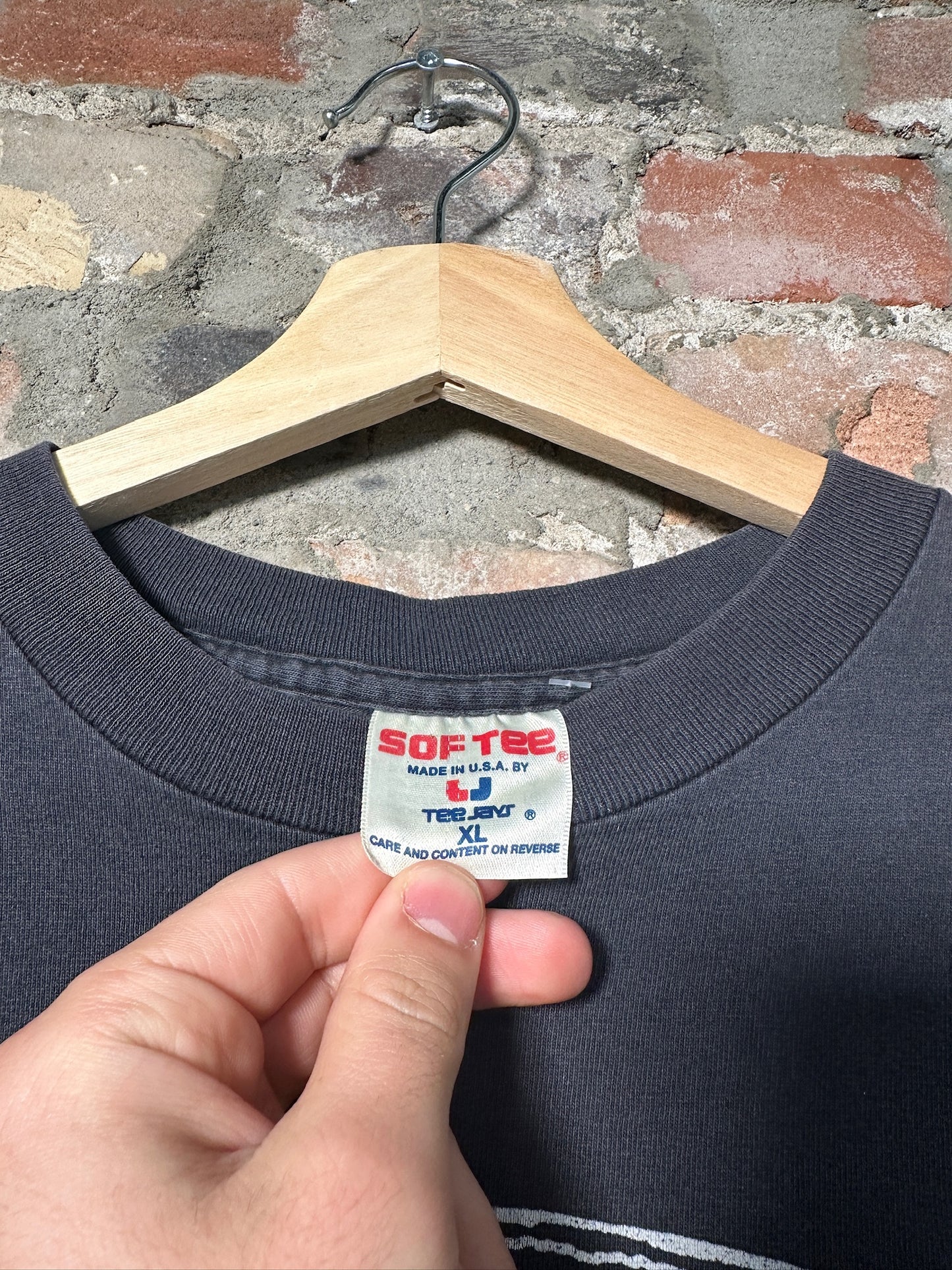 1999 The Tragically Hip Gargoyle Tee Sz XL