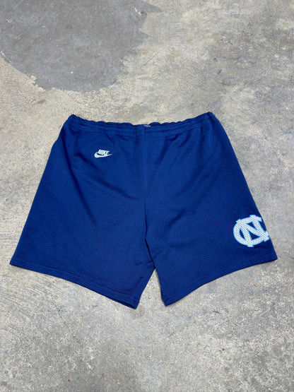 00s Nike UNC Shorts Sz L