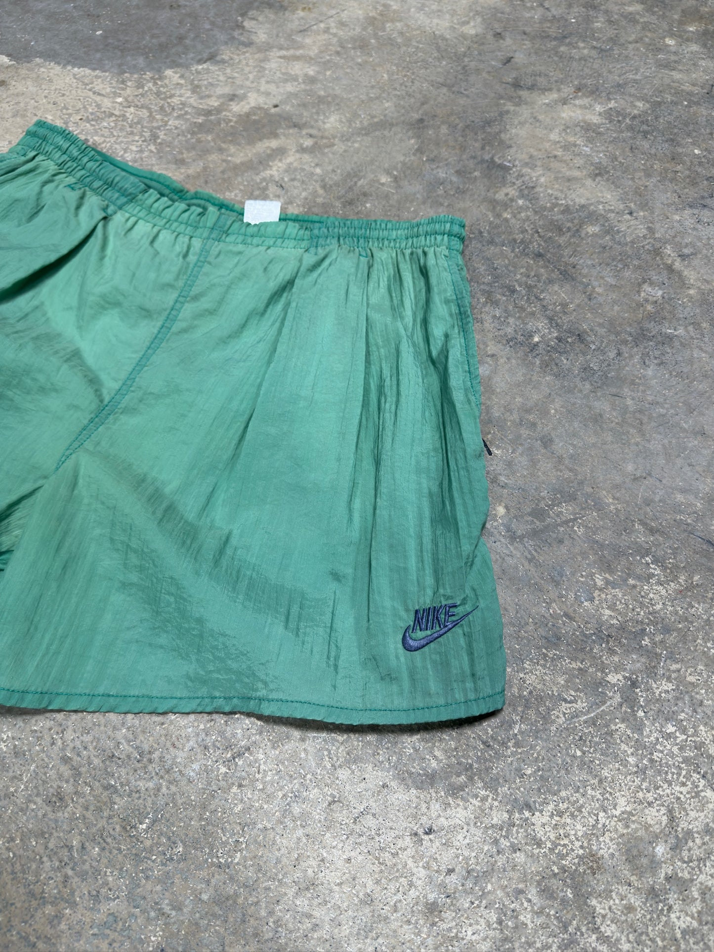 90s Nike Green Shorts Sz M