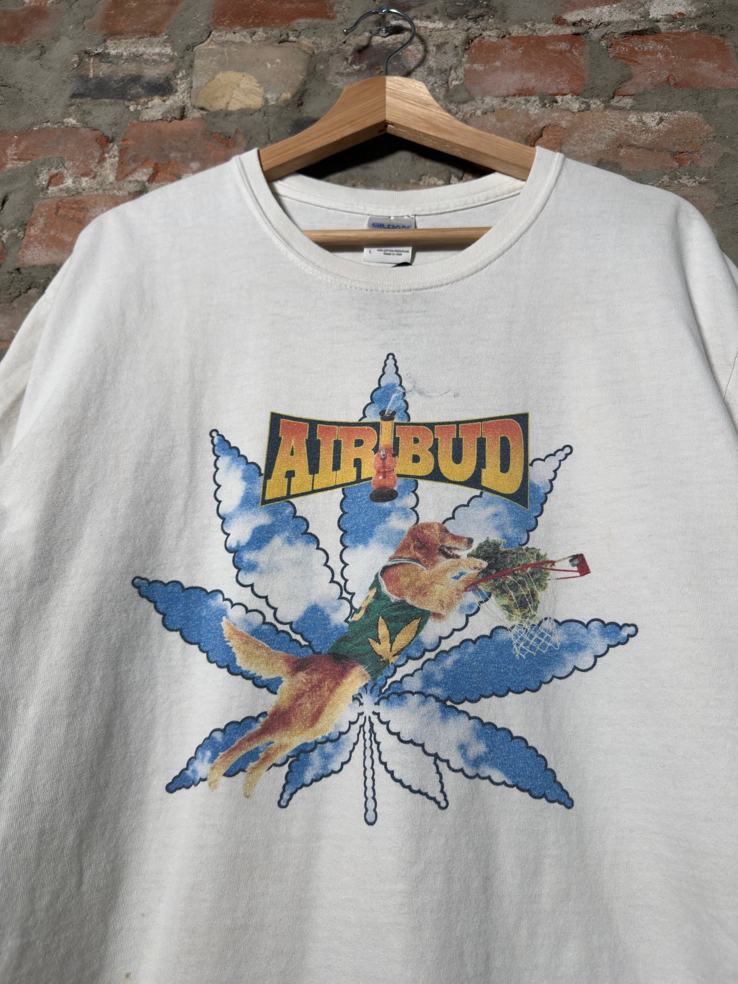 00s Airbud Hooping Tee White Sz L