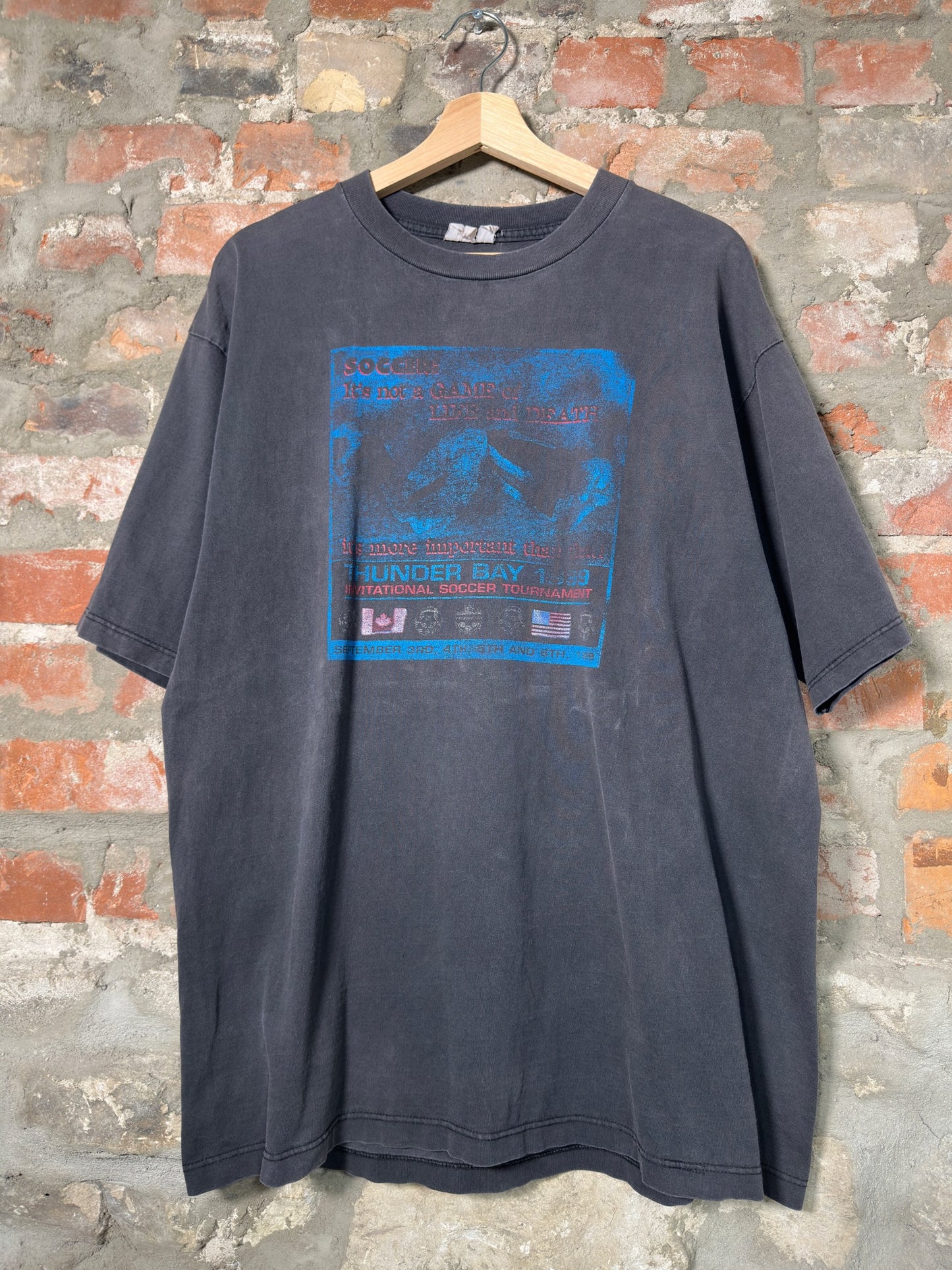 00s Umbro Soccer Faded Black Tee Sz L