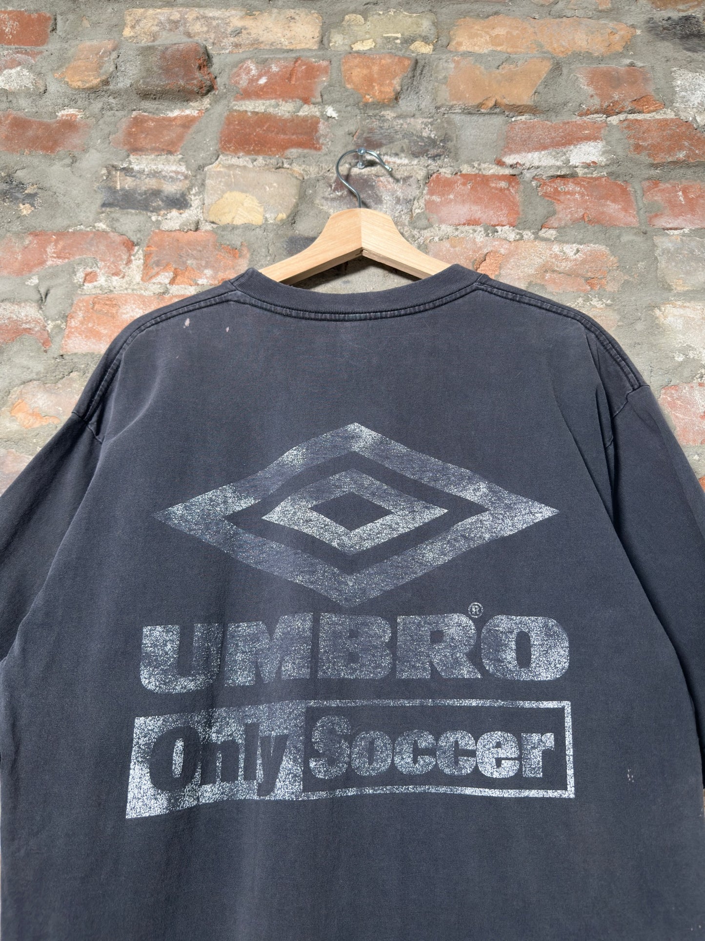00s Umbro Soccer Faded Black Tee Sz L