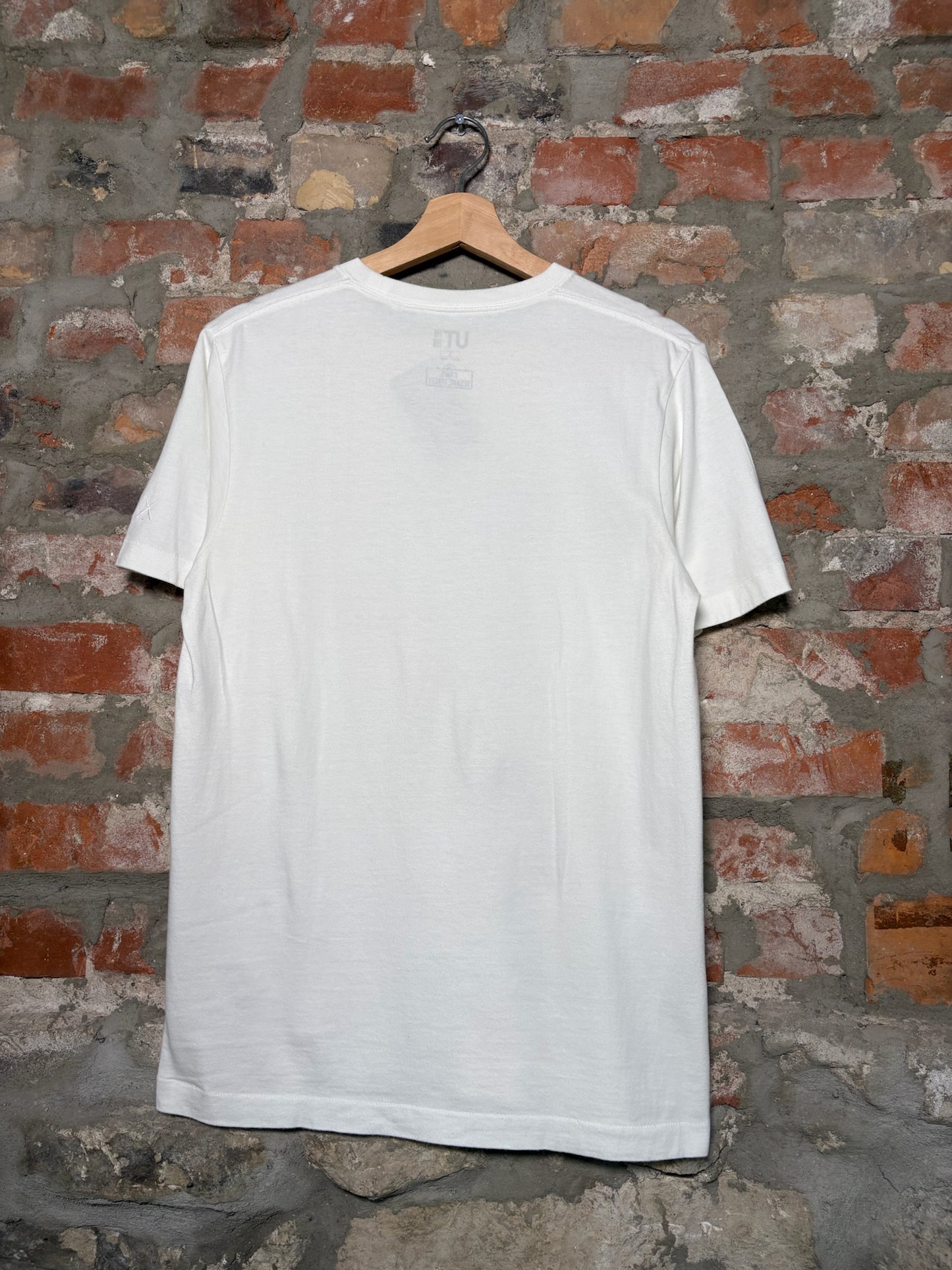 Uniqlo x Kaws Elmo Tee White Sz S