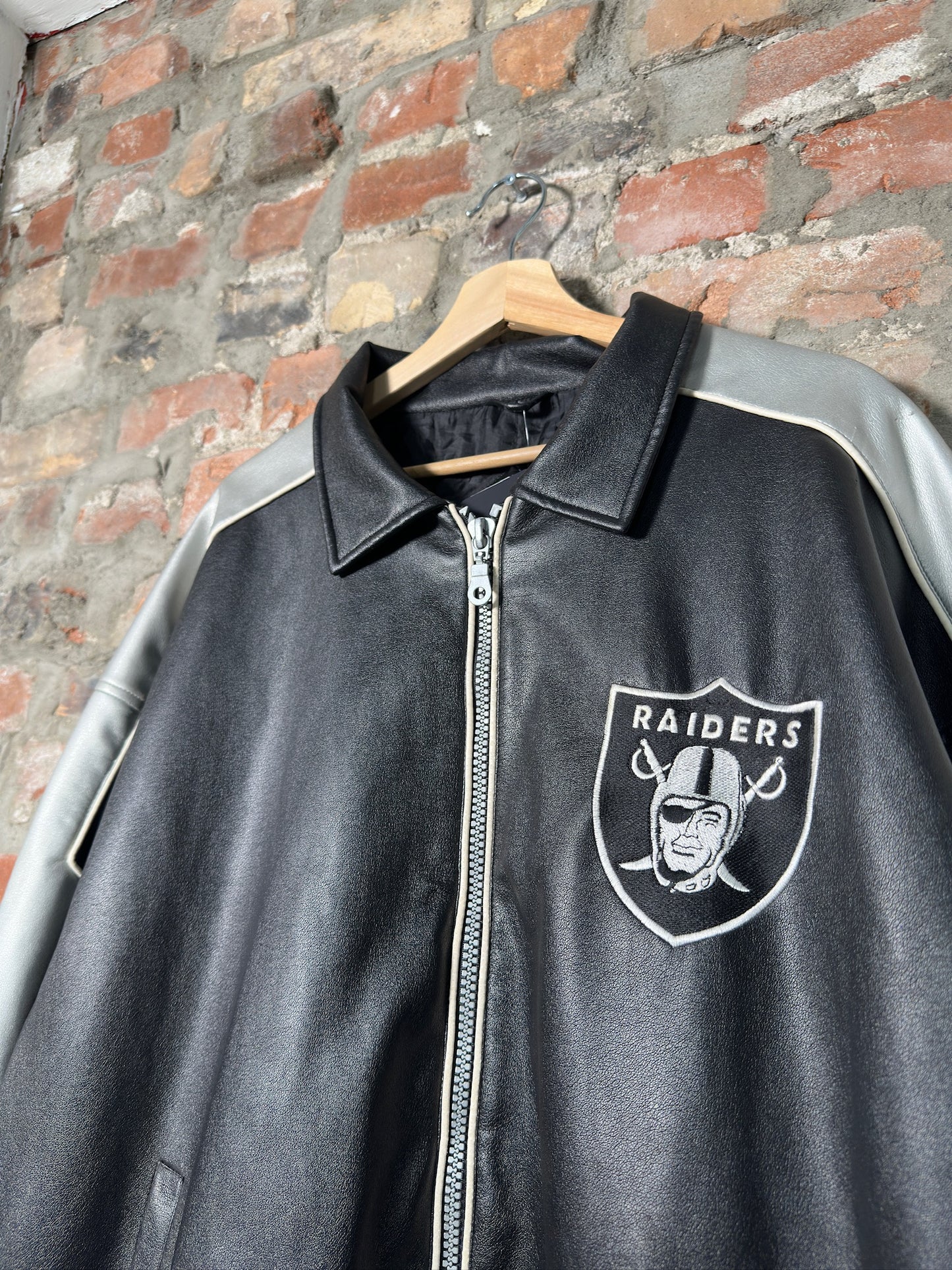 00s LA Raiders Game Day Leather Jacket Sz L