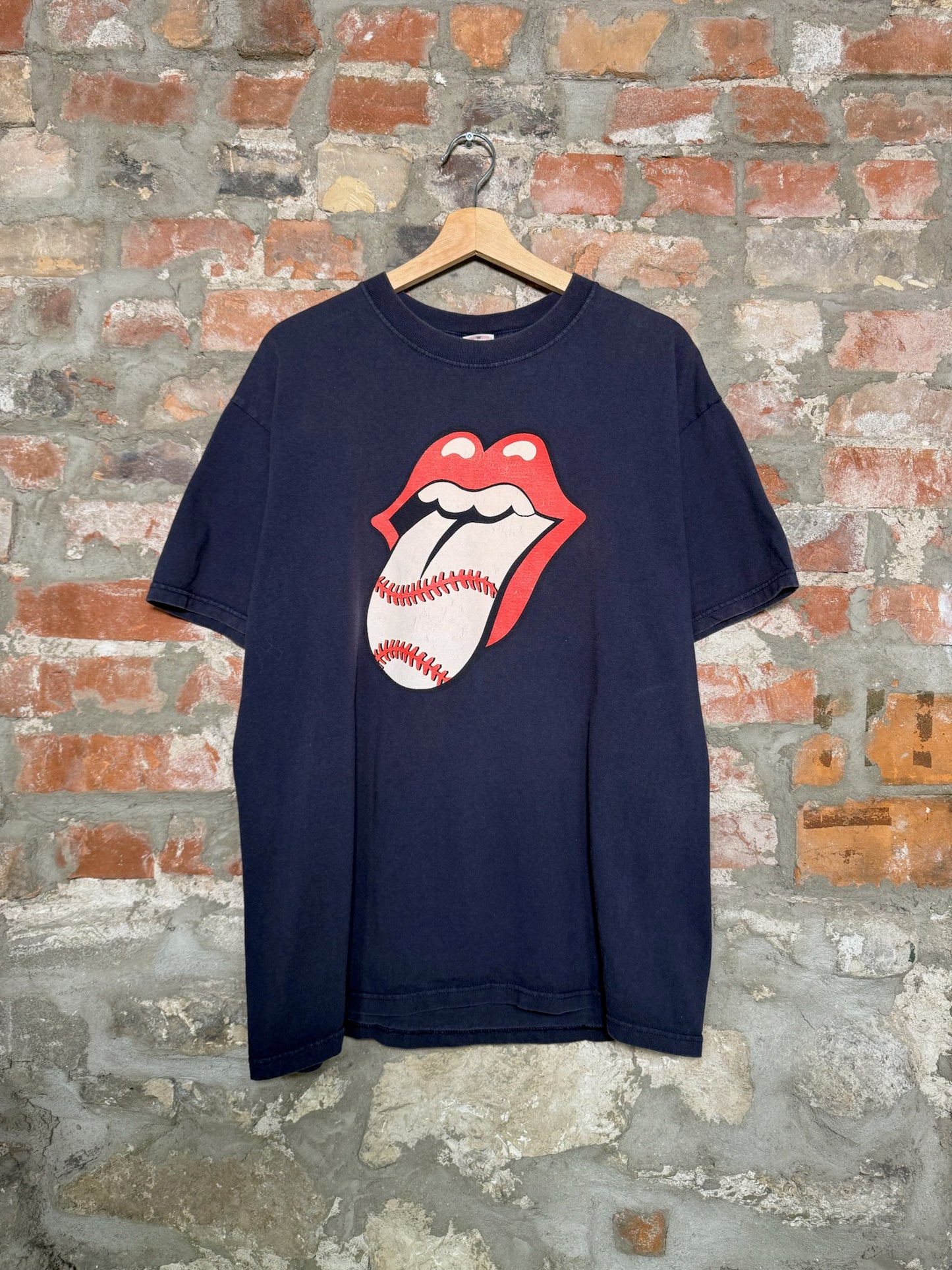 (L) 05" Rolling Stones & Red Sox Concert T-Shirt