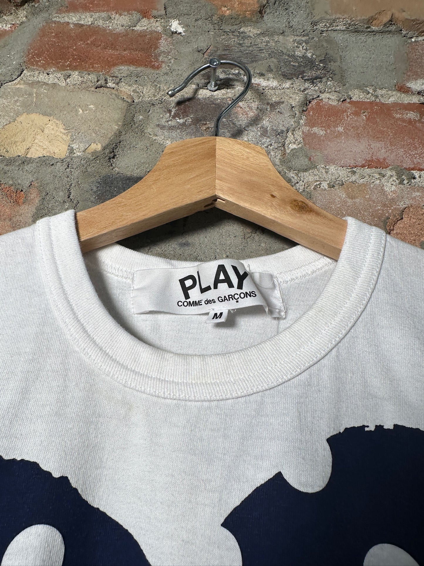 (M) CDG Navy Heart Tee White Sz