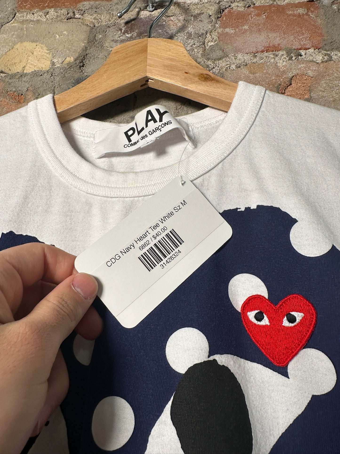 (M) CDG Navy Heart Tee White Sz
