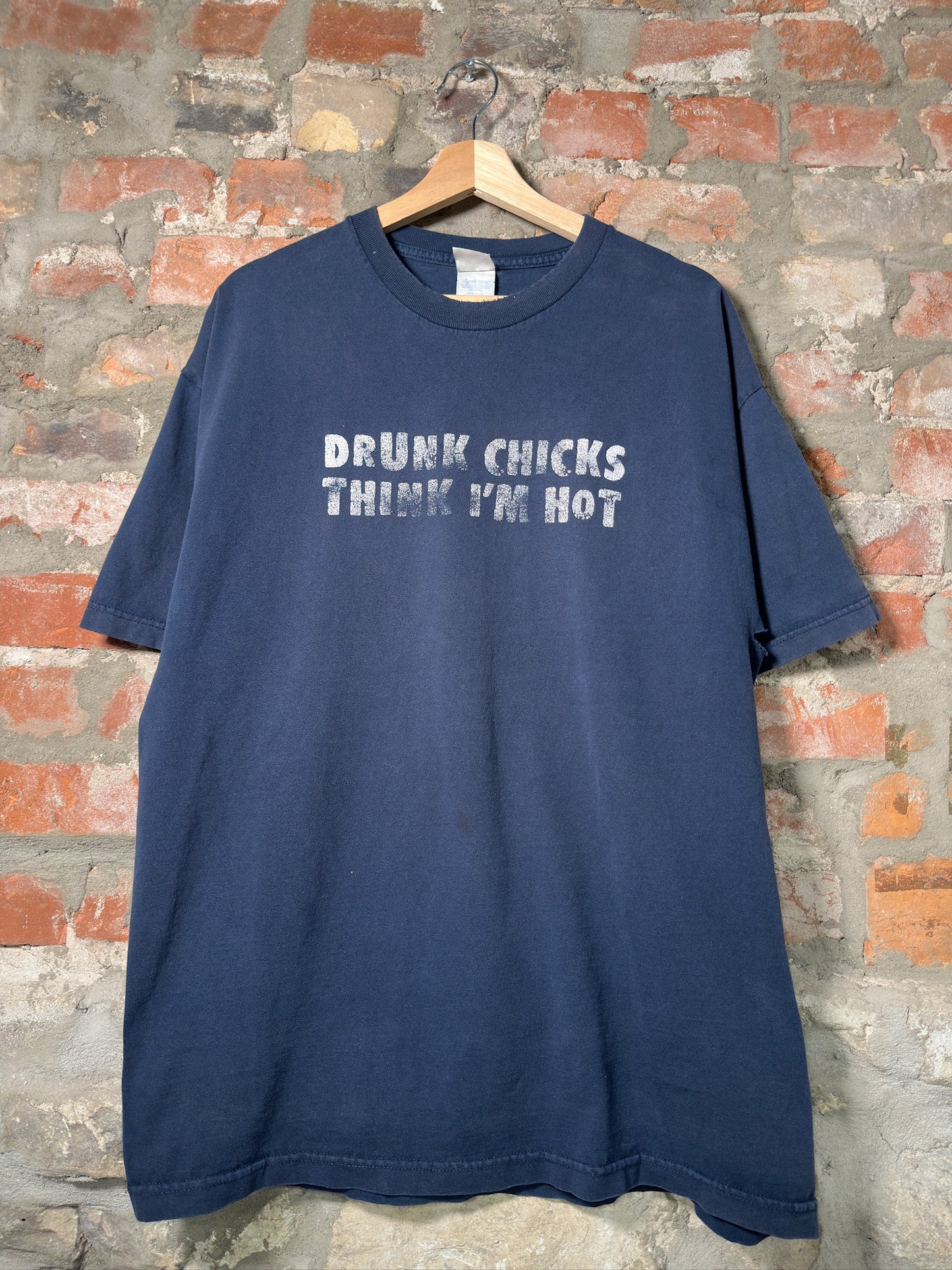 Vtg Drunk Chicks Think I'm Hot Tee Sz XL