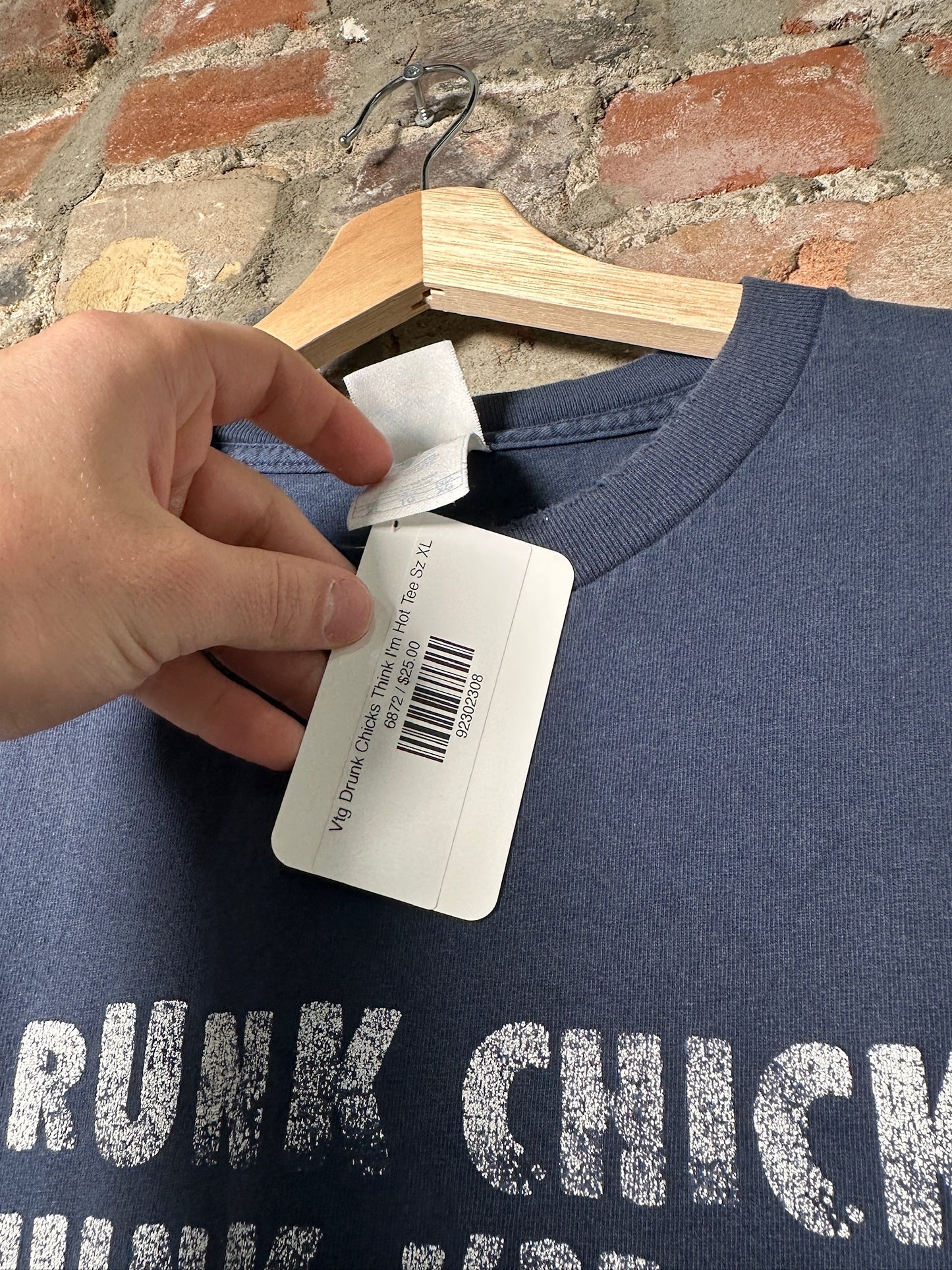 Vtg Drunk Chicks Think I'm Hot Tee Sz XL