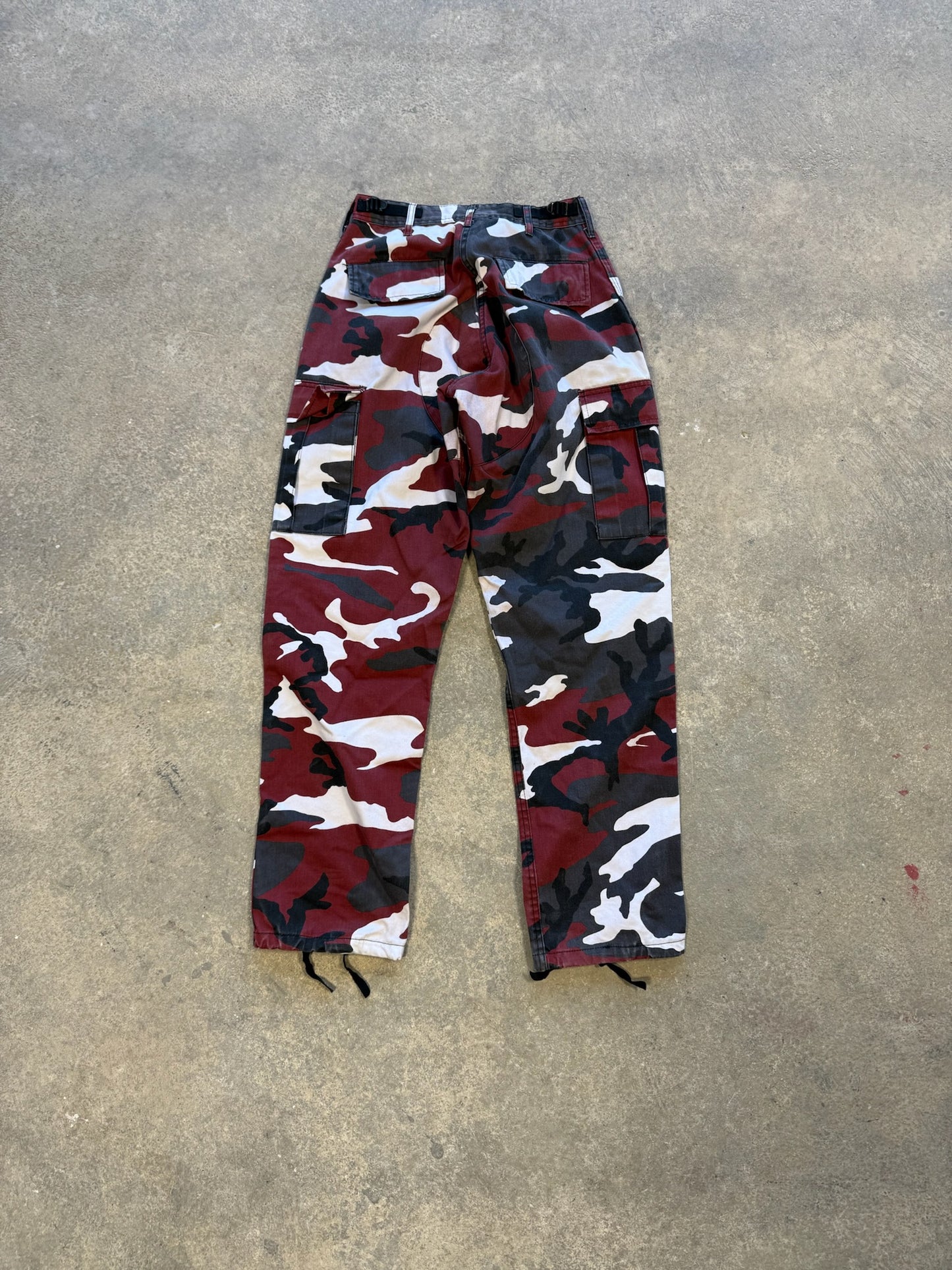 (S) Vtg Military Red Adjustable Camo Pants