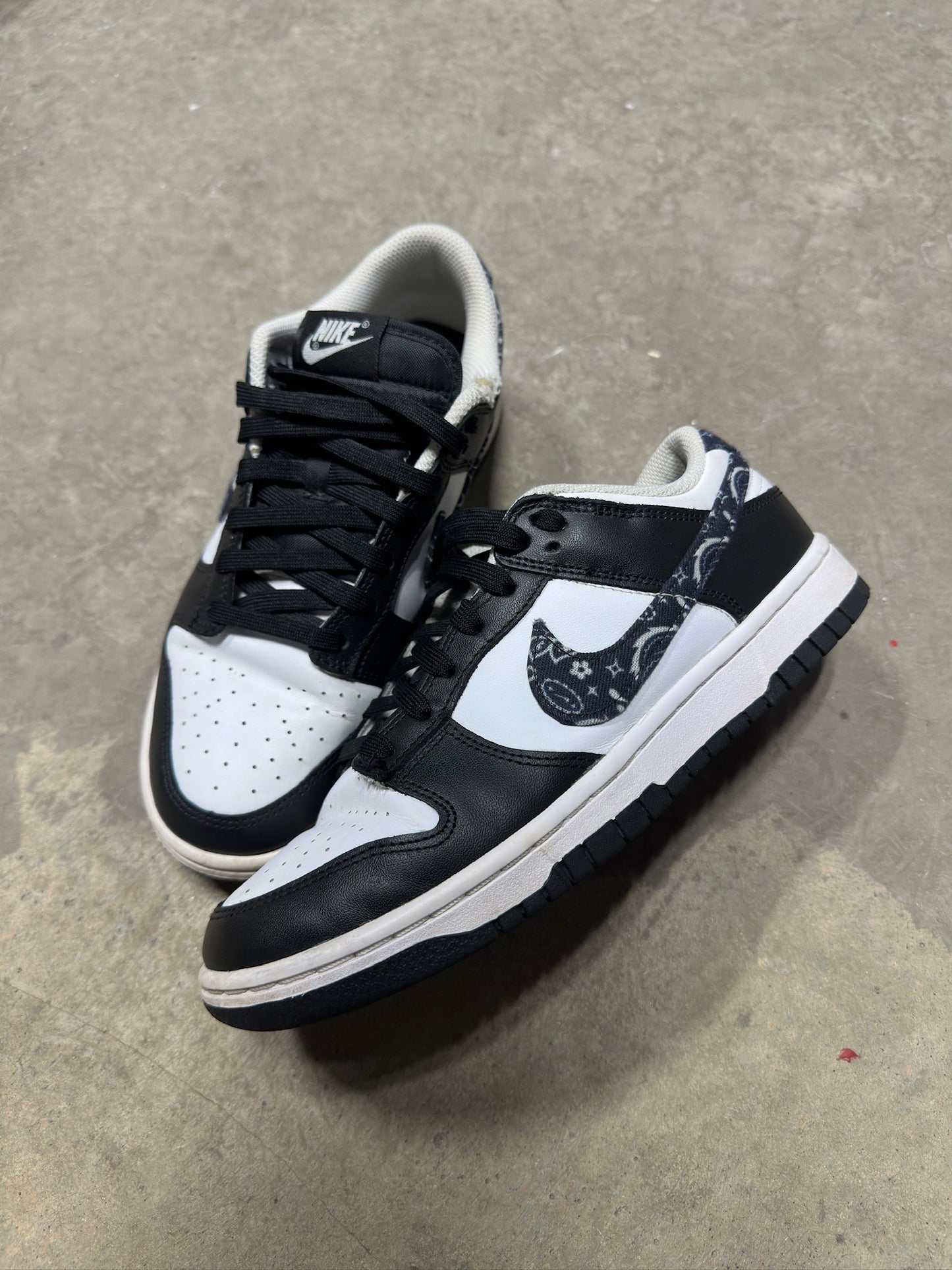 Dunk Low Paisley Black Sz 8.5W